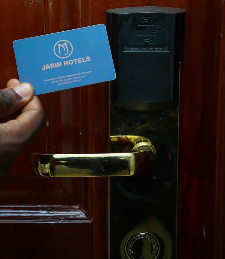 Jarin Hotel Кампала Екстериор снимка