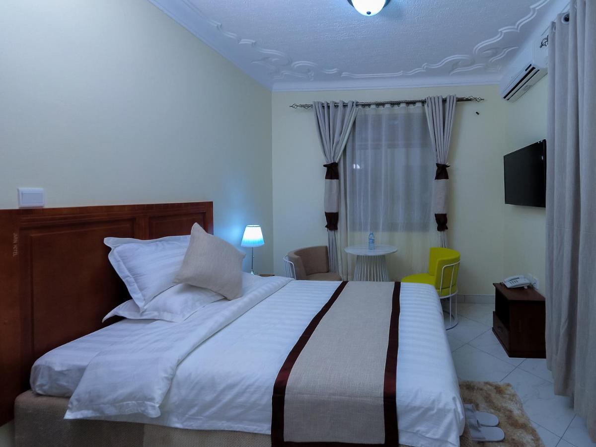 Jarin Hotel Кампала Екстериор снимка