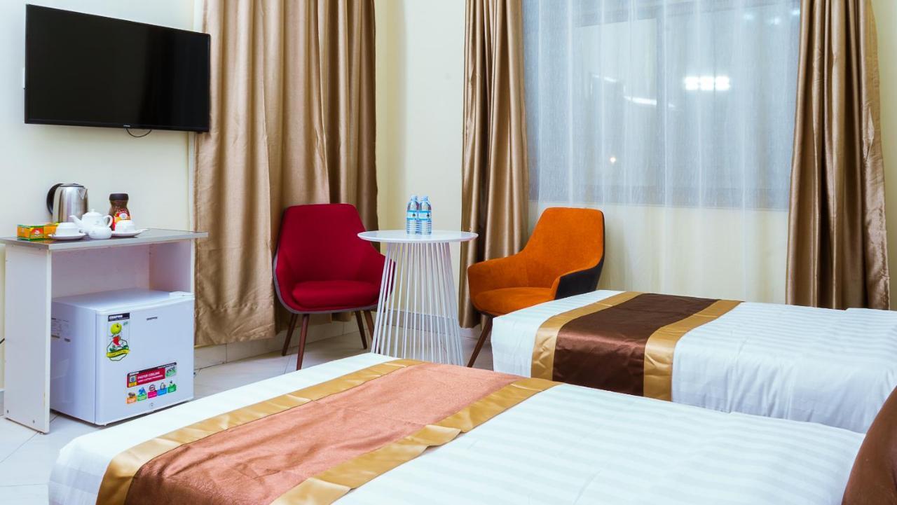 Jarin Hotel Кампала Екстериор снимка