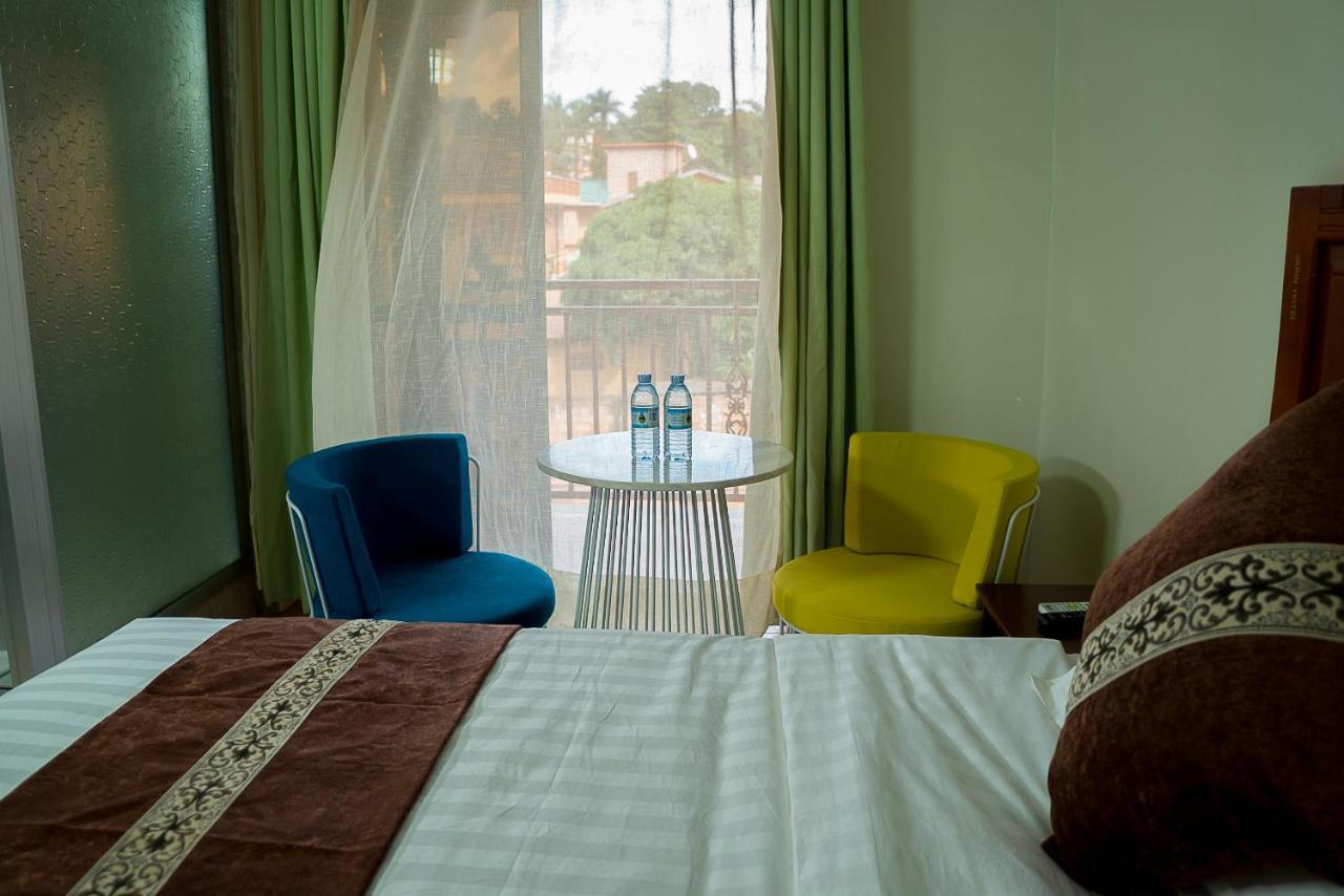 Jarin Hotel Кампала Екстериор снимка