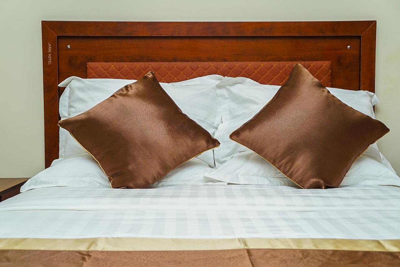 Jarin Hotel Кампала Екстериор снимка